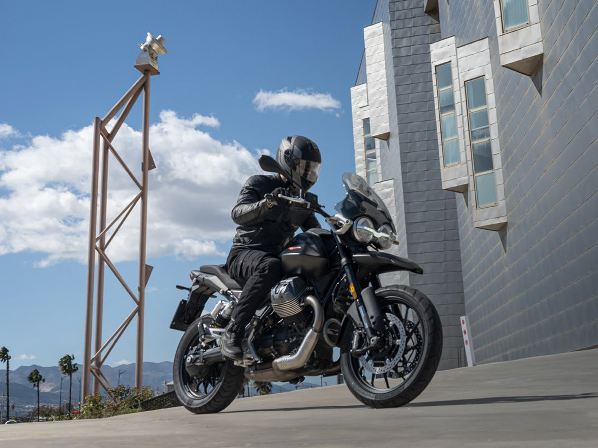 2025 Moto Guzzi V85 Strada in Fort Myers, Florida - Photo 42