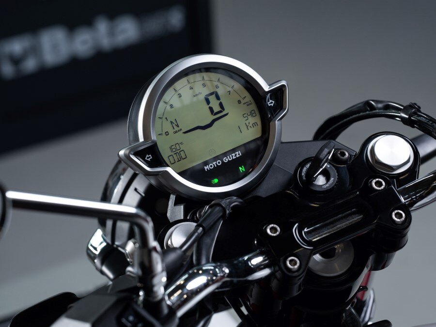 2026 Moto Guzzi V7 Special in Fort Myers, Florida - Photo 4