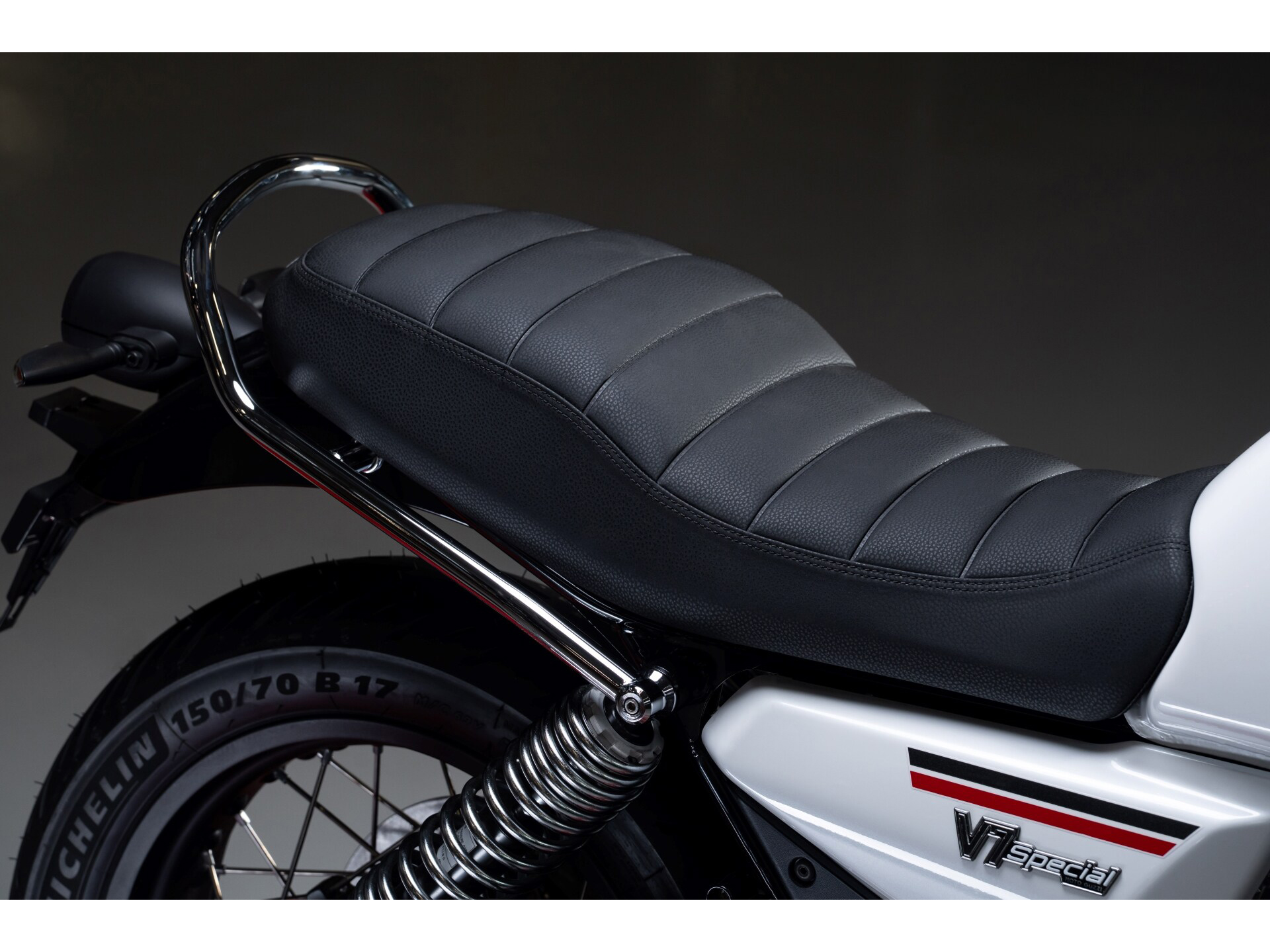 2026 Moto Guzzi V7 Special in Fort Myers, Florida - Photo 6