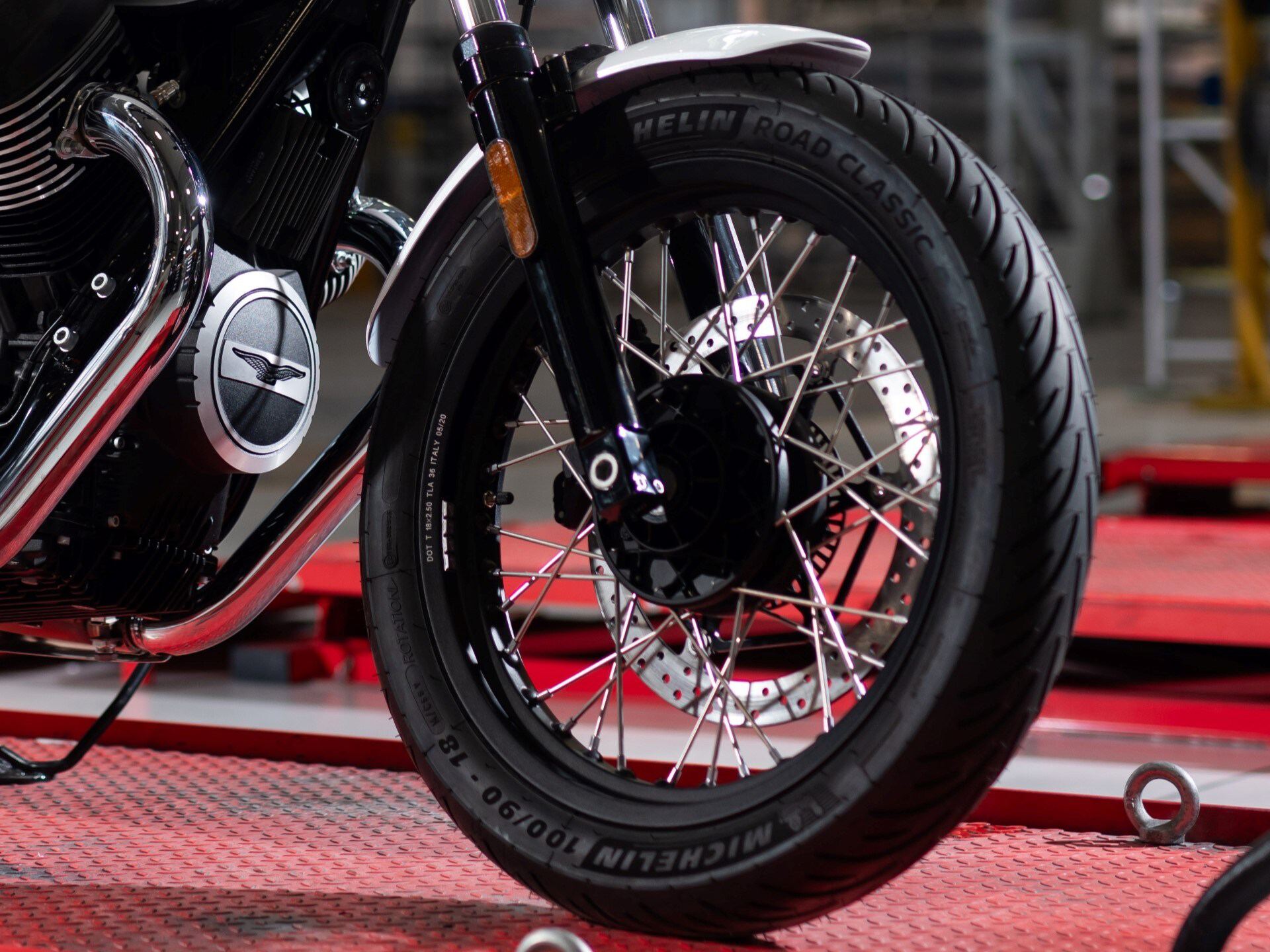 2026 Moto Guzzi V7 Special in Fort Myers, Florida - Photo 7