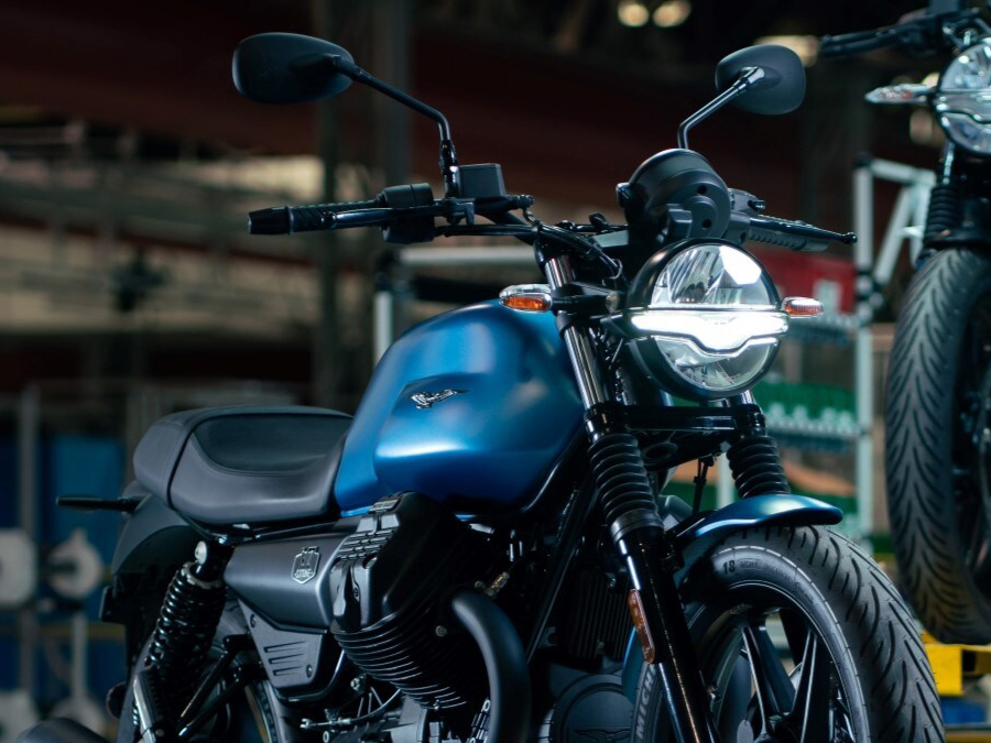 2026 Moto Guzzi V7 Stone in Fort Myers, Florida - Photo 3