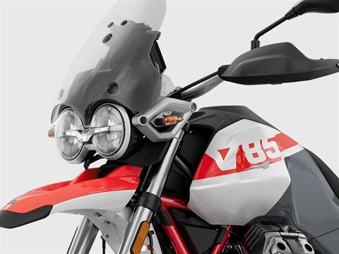 New 2026 Moto Guzzi V85 TT Motorcycles in White Plains, NY | Stock