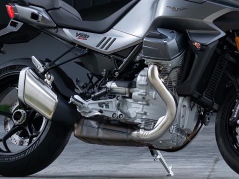 2026 Moto Guzzi V100 Mandello in Fort Myers, Florida - Photo 4