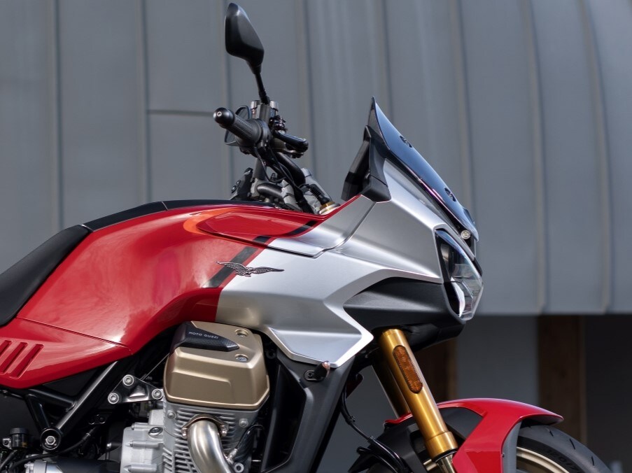 2026 Moto Guzzi V100 Mandello S in Fort Myers, Florida - Photo 2