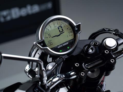 2027 Moto Guzzi V7 Special in Fort Myers, Florida - Photo 5