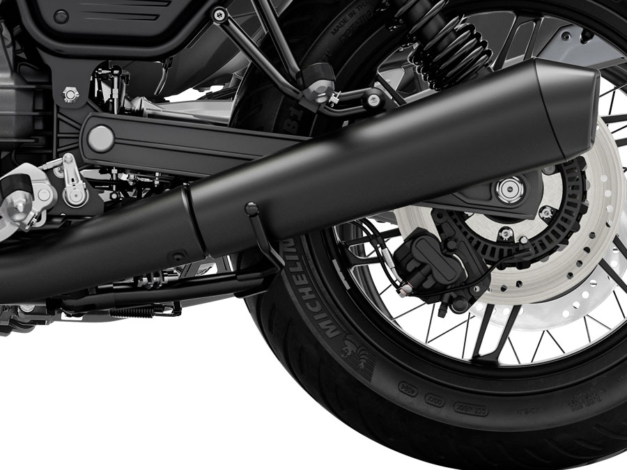 2027 Moto Guzzi V7 Sport 11