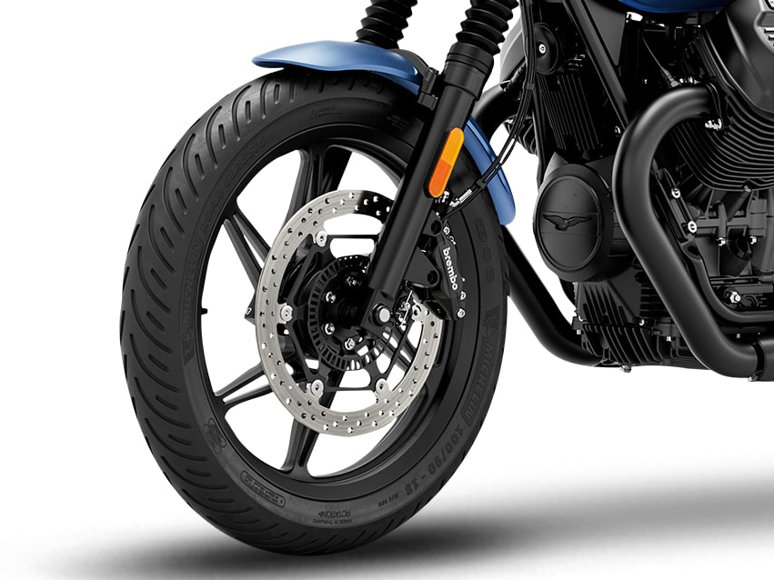 2027 Moto Guzzi V7 Stone in Fort Myers, Florida - Photo 11