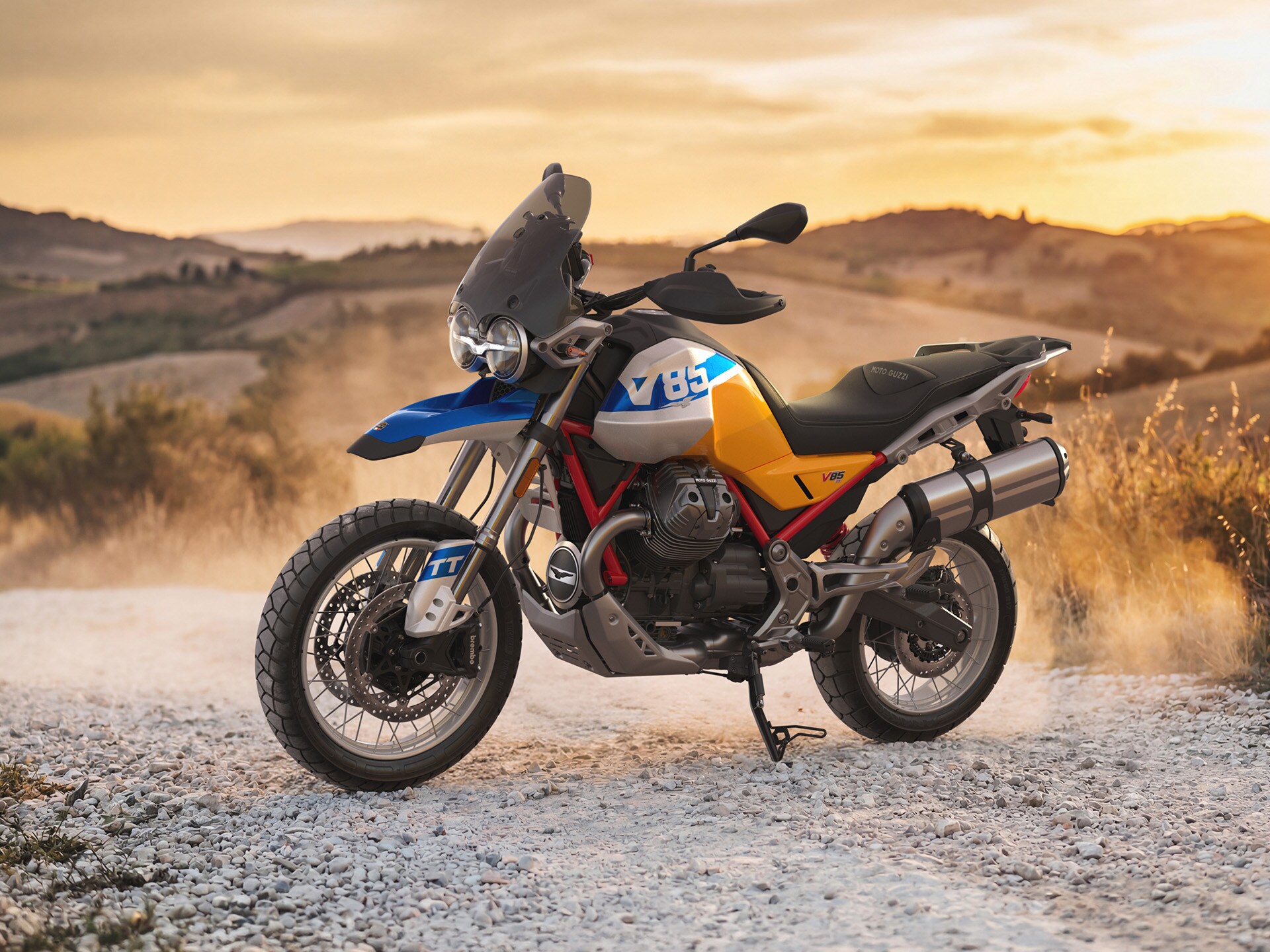 2027 Moto Guzzi photo 3