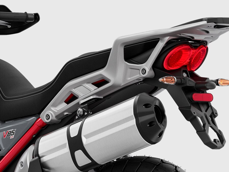 2027 Moto Guzzi V85 TT 4