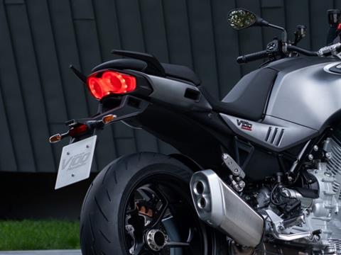 2027 Moto Guzzi V100 Mandello in Fort Myers, Florida - Photo 5