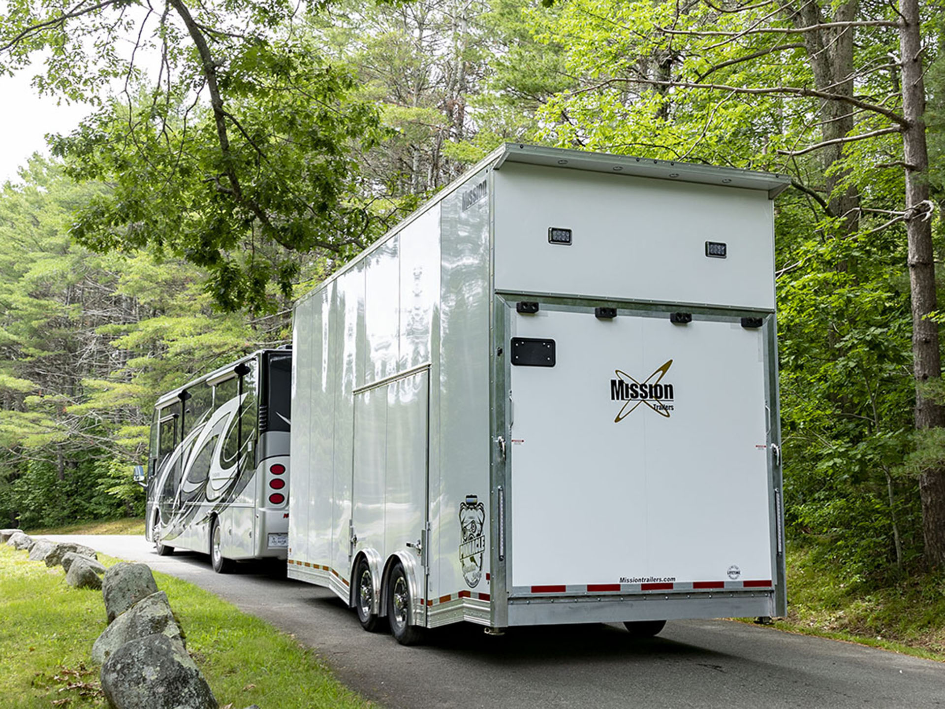 2025 Mission Trailers Enclosed Pinnacle Stacker Car Hauler Trailers 288 in. in Gorham, New Hampshire - Photo 18