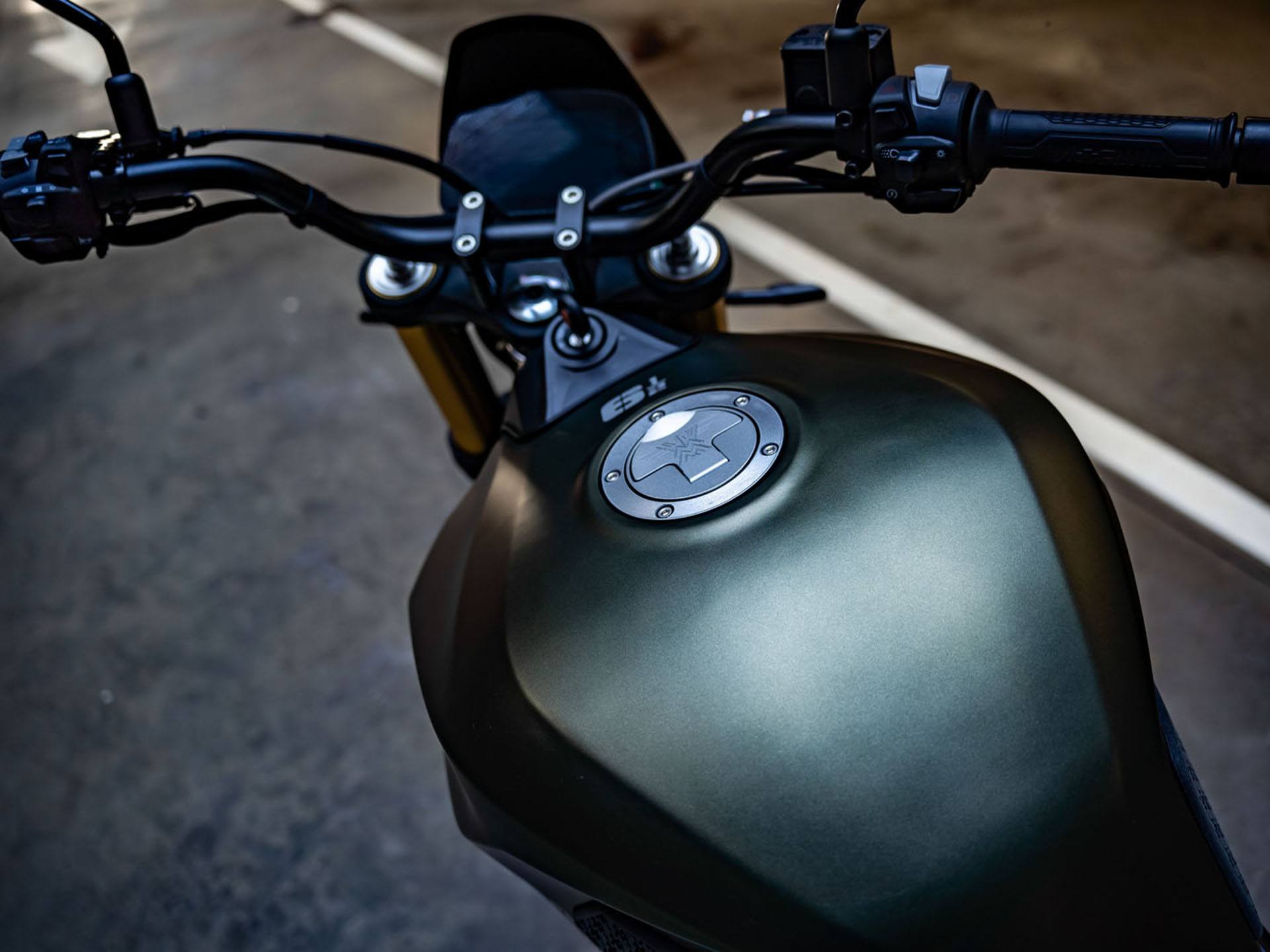 2023 Moto Morini Seiemmezzo SCR in Port Washington, Wisconsin - Photo 6