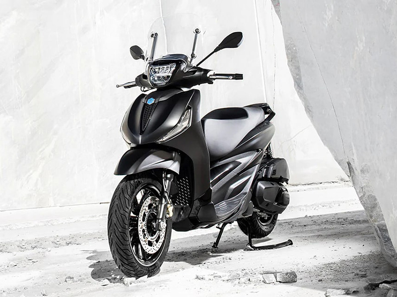 Beverly 400 Nuovo Nero New 2024 Piaggio BV 400 Deep Black, Oakland