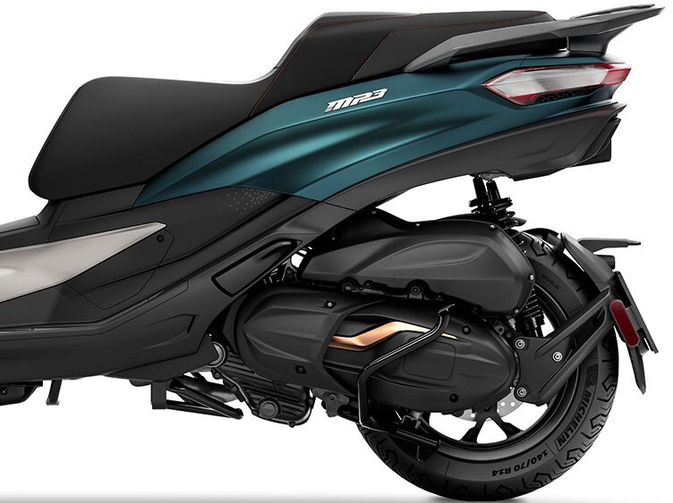 2026 Piaggio MP3 530 Exclusive 7