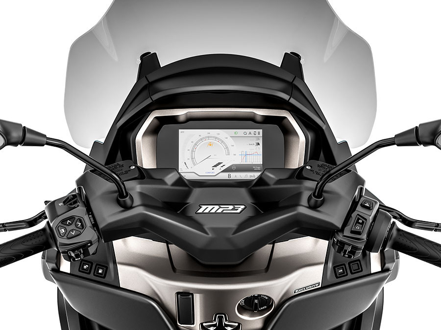 2027 Piaggio MP3 530 Exclusive 2