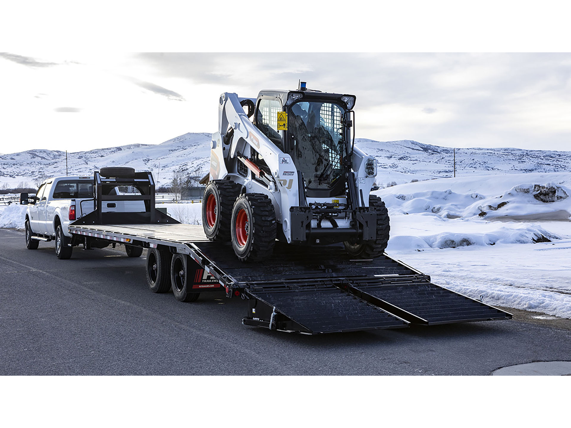 2024 PJ Trailers Low-Pro Flatdeck with Duals Trailers (LD) 20 ft. in Grand Rapids, Minnesota - Photo 8