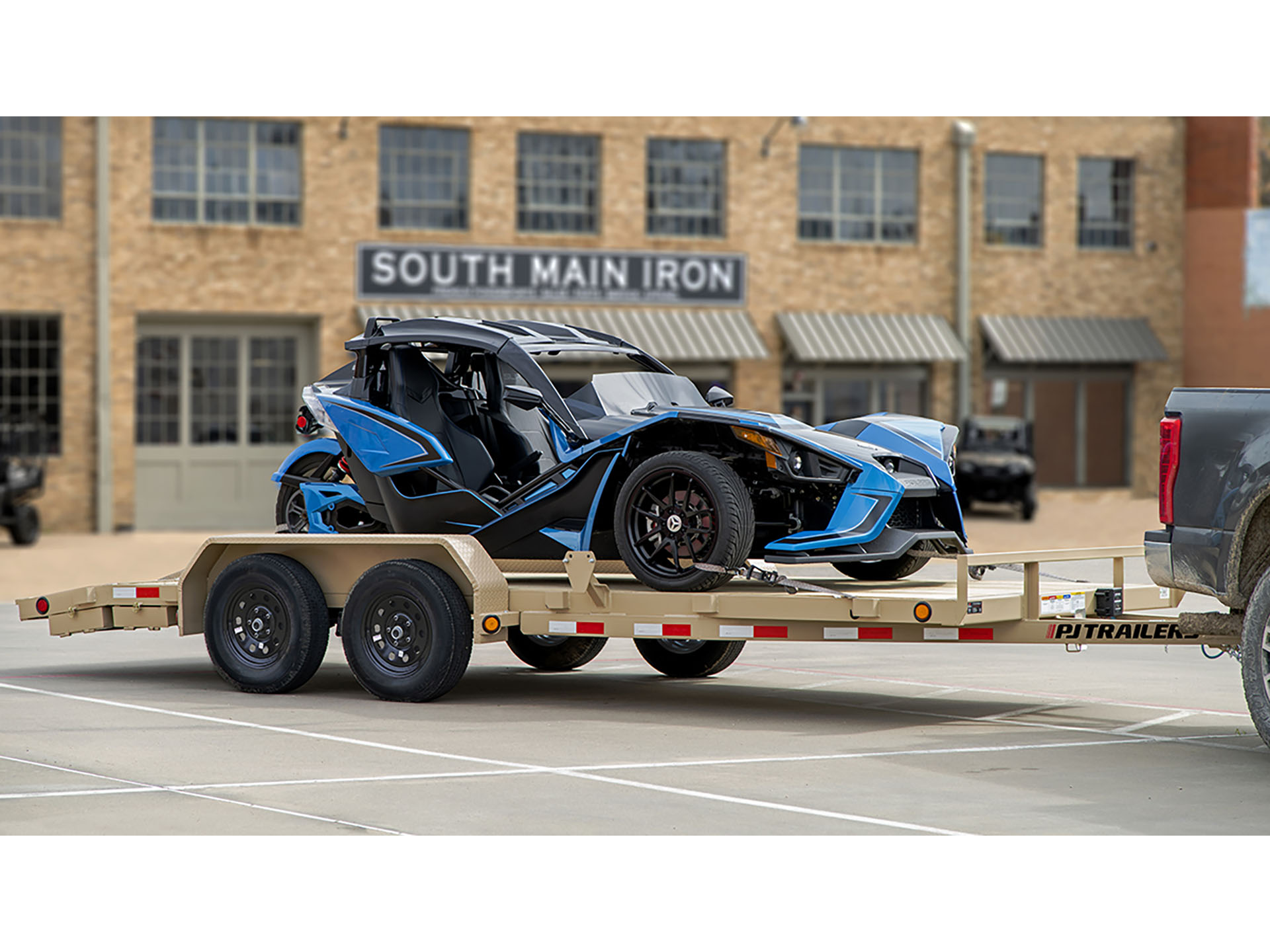 2024 PJ Trailers 4 in. Channel Carhauler (C4) 14 ft. in Grand Rapids, Minnesota - Photo 5