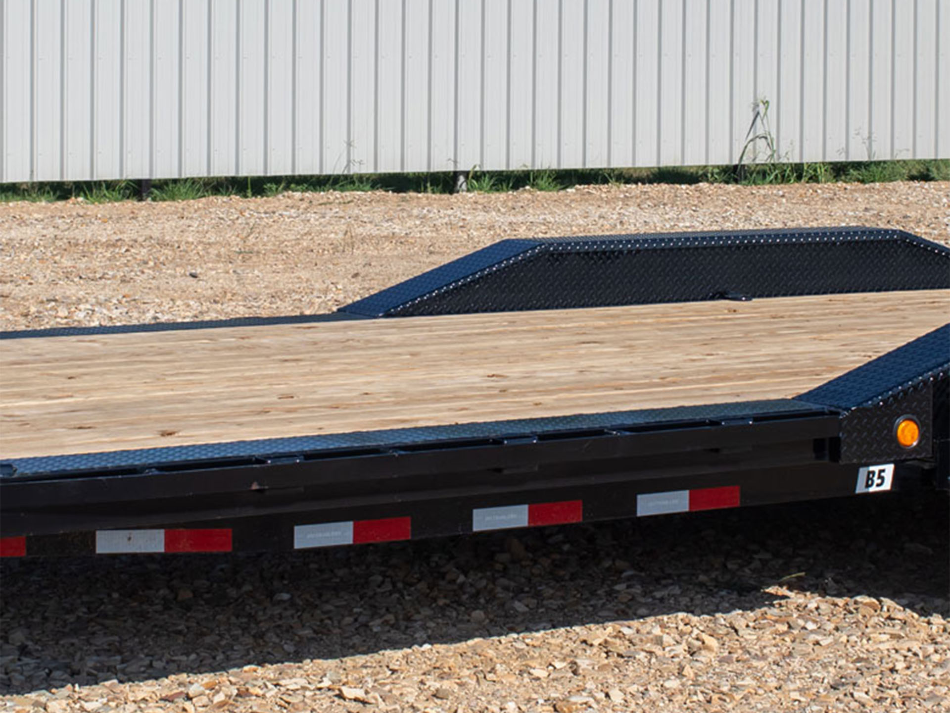 2024 PJ Trailers 5 in. Channel Carhauler (C5) 16 ft. in Grand Rapids, Minnesota - Photo 3