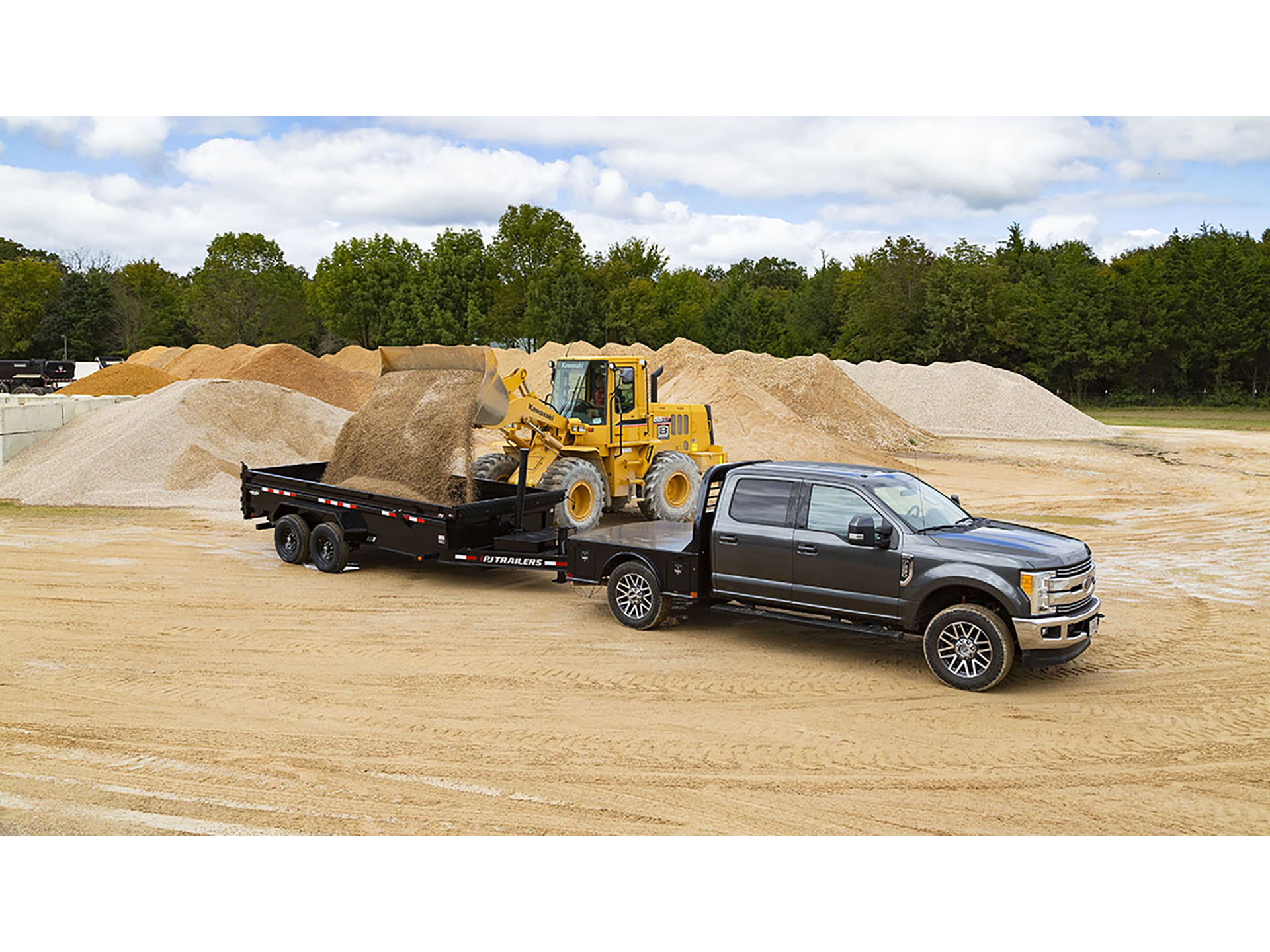 2024 PJ Trailers 83 in. Pro-Lift Dump Trailers (DT) 14 ft. in Grand Rapids, Minnesota - Photo 6