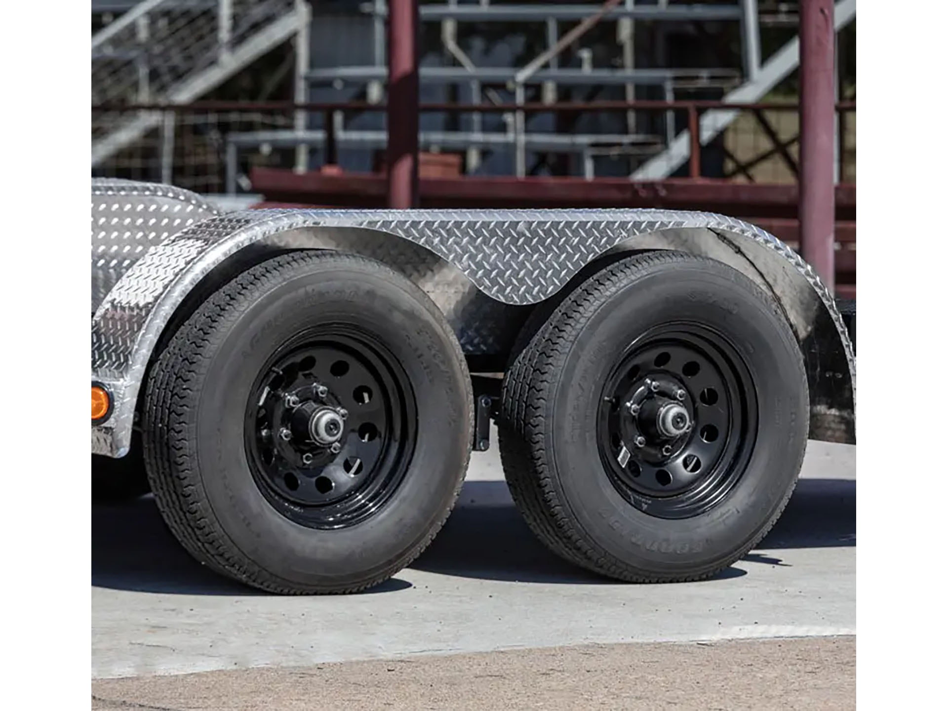 2025 PJ Trailers 4 in. Channel Carhauler (C4) 20 ft. in Grand Rapids, Minnesota - Photo 4