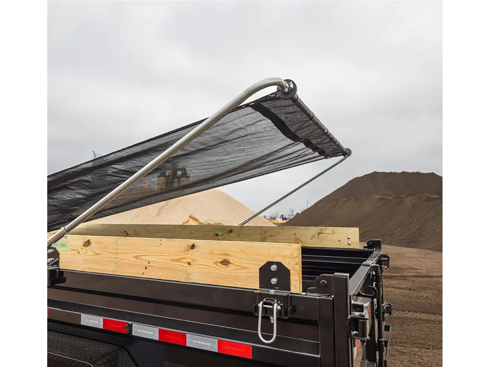 2025 PJ Trailers Voyager Dump Trailers (DV) 14 ft. in Grand Rapids, Minnesota - Photo 2