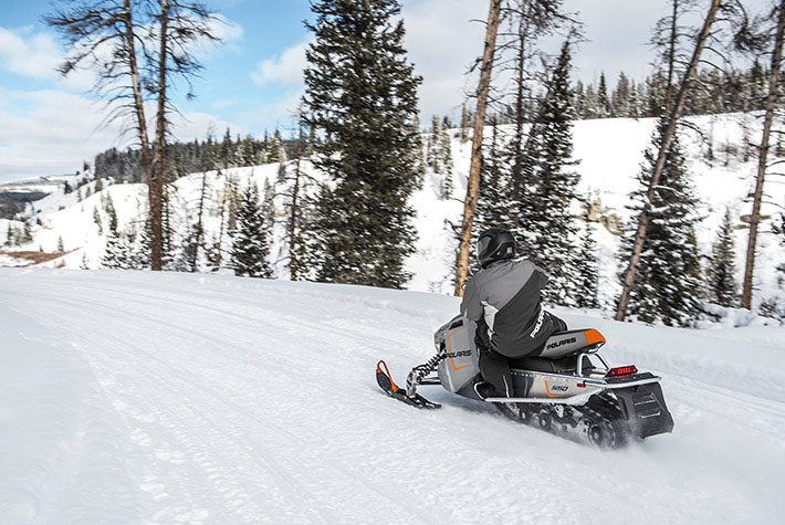 2023 Polaris 550 Indy Sport 121 ES in Enfield, Connecticut - Photo 5