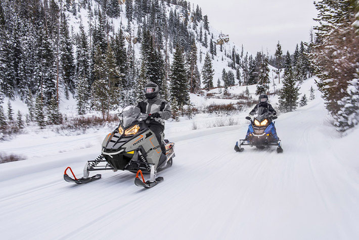 2023 Polaris 550 Indy Sport 121 ES in Enfield, Connecticut - Photo 6