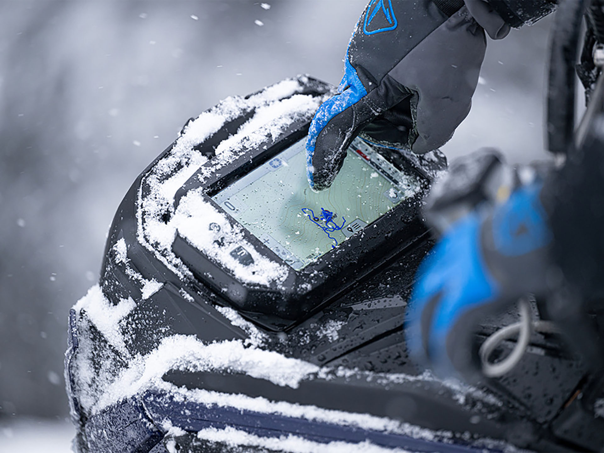 2025 Polaris Patriot Boost PRO RMK 155 SC in The Dalles, Oregon - Photo 3