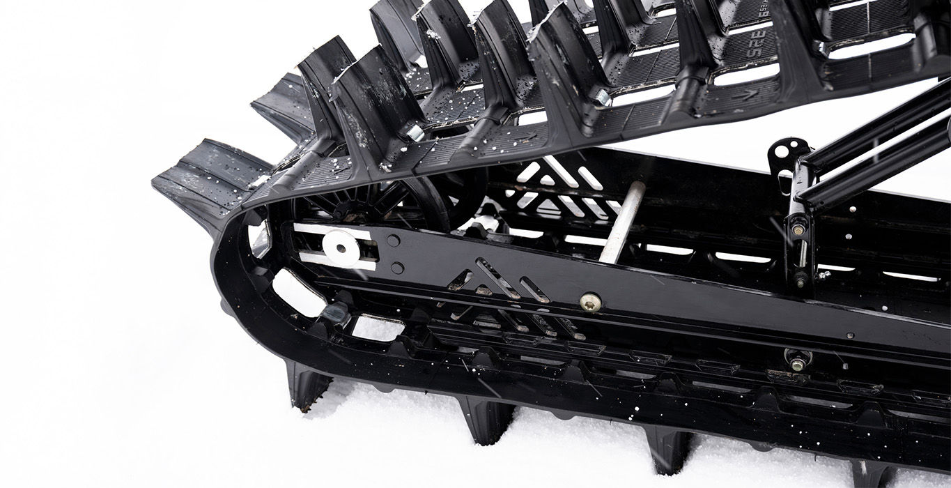 2027 Polaris Patriot Boost RMK Factory Edition 155 Gloss Black 325 SC in Stratford, Wisconsin - Photo 8