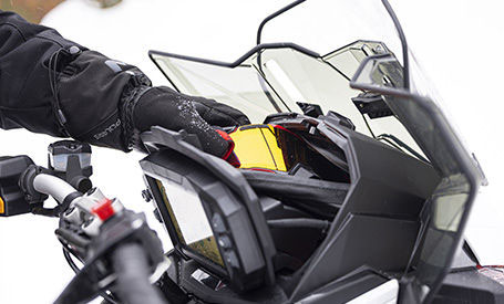 2027 Polaris 650 INDY XCR 129 SC ES in Stratford, Wisconsin - Photo 10