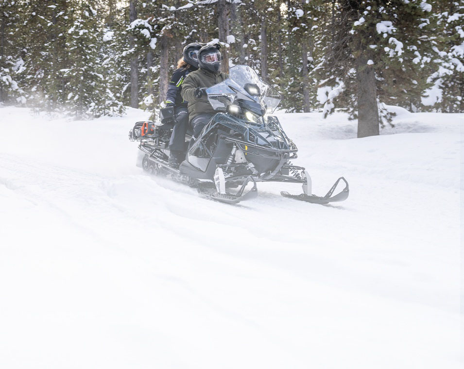 2027 Polaris 650 TITAN Adventure 155 ES in Stratford, Wisconsin - Photo 16