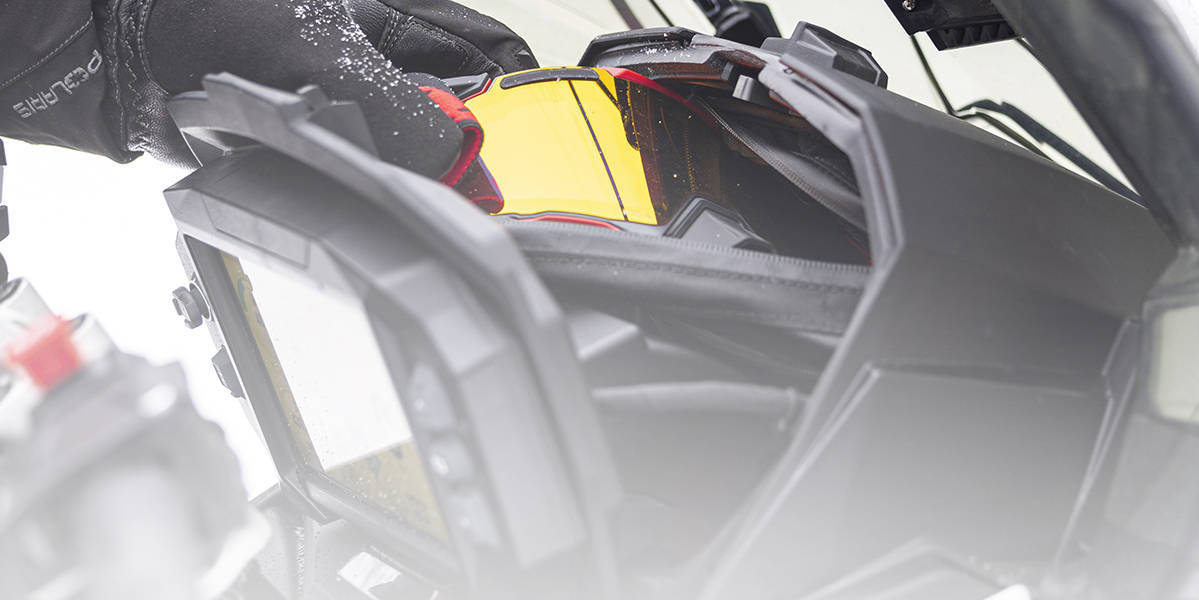 2027 Polaris 650 Voyageur Adventure Ultimate 155 Velocity Blue 1.6 ES in Stratford, Wisconsin - Photo 12