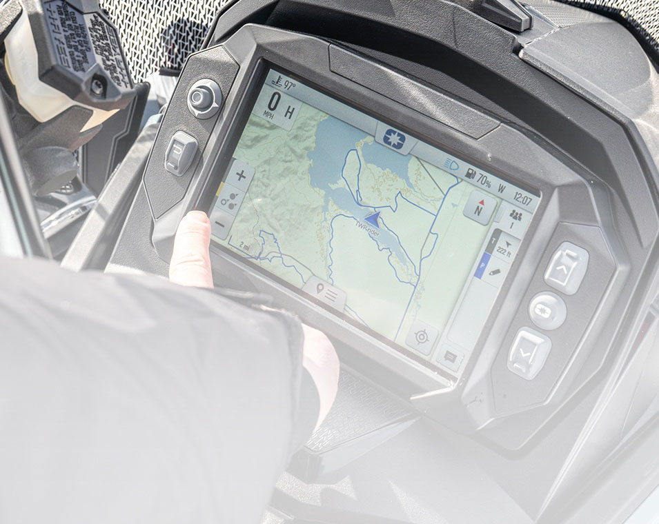 2027 Polaris 650 Voyageur Nordic Pro 155 Velocity Blue ES in Stratford, Wisconsin - Photo 10