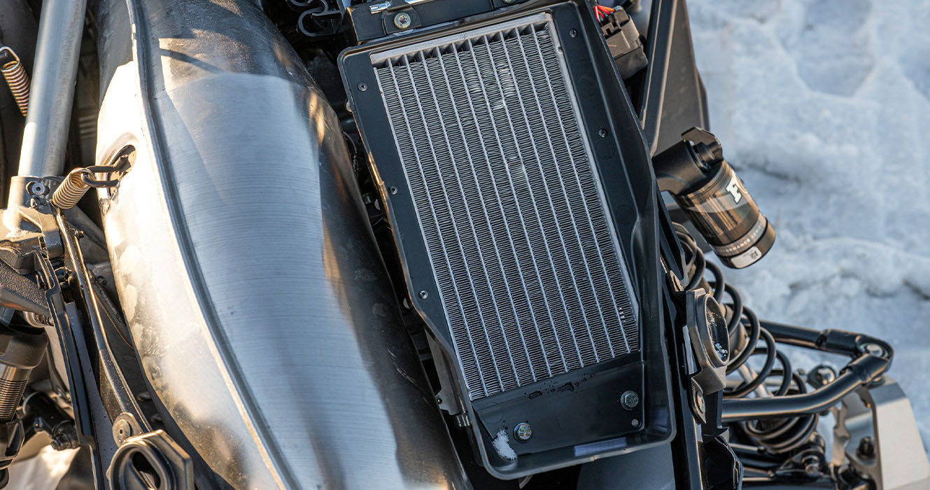 2027 Polaris 850 TITAN Adventure Ultimate 155 Gloss Black 1.5 ES in Stratford, Wisconsin - Photo 9