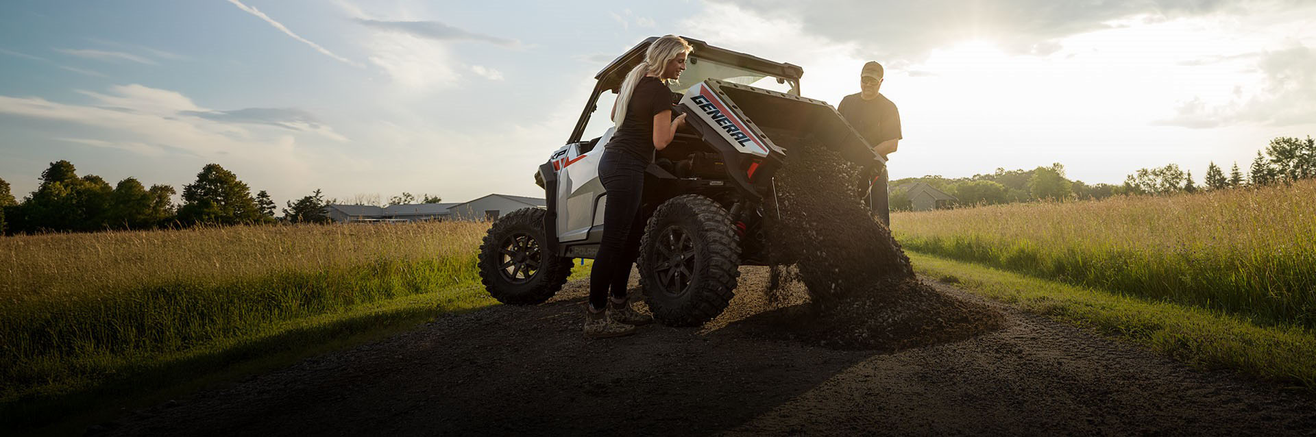 2027 Polaris General photo 7