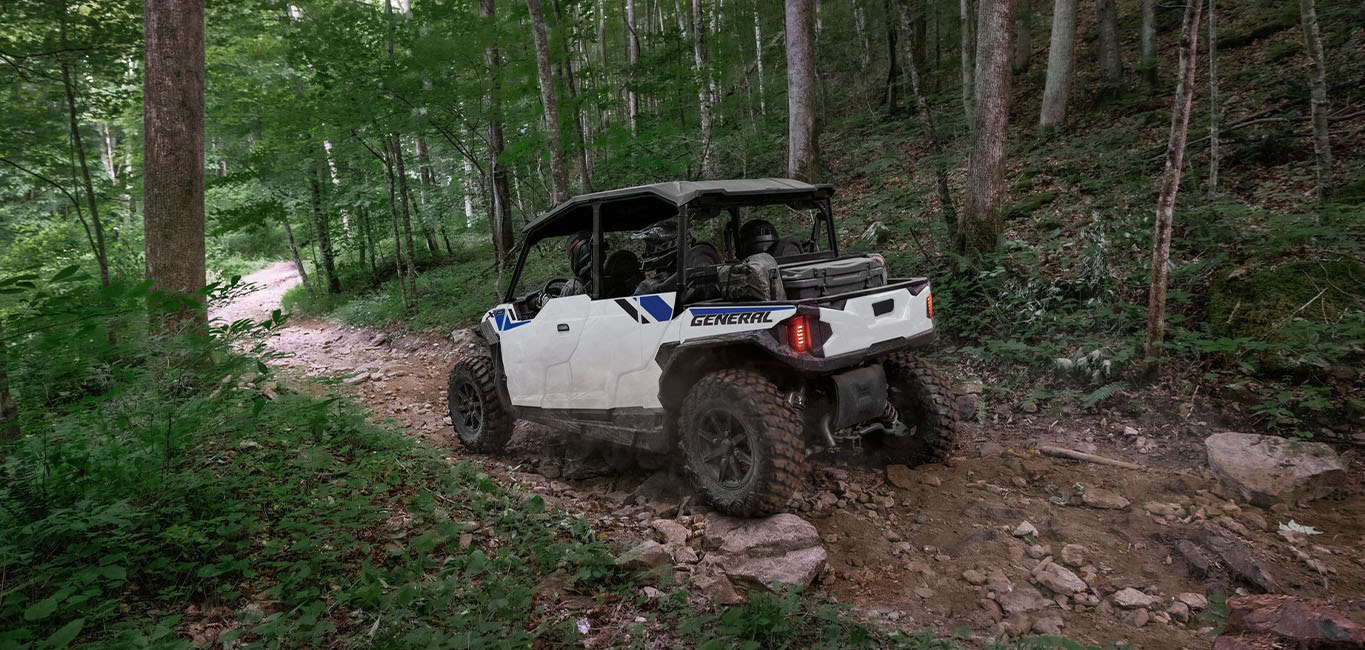 2027 Polaris General photo 4