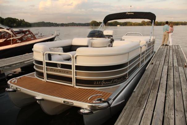 2011 Premier 225 RE Grand Majestic in Paducah, Kentucky - Photo 1