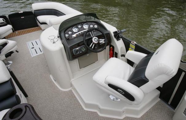 2011 Premier 310 RE Intrigue in Paducah, Kentucky - Photo 4