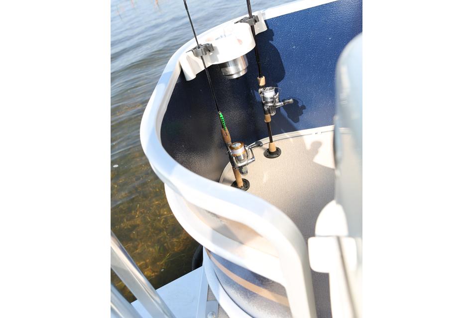 2013 Premier 221 Cast-A-Way in Saint Cloud, Minnesota - Photo 34