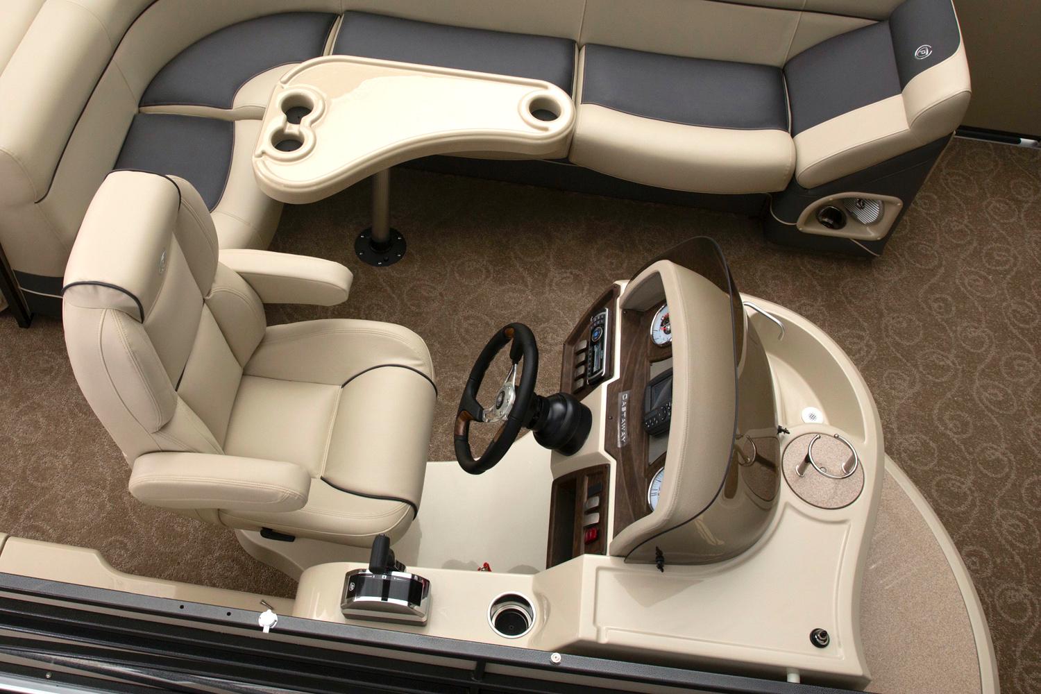 2015 Premier 241 Cast-A-Way in Saint Cloud, Minnesota - Photo 6