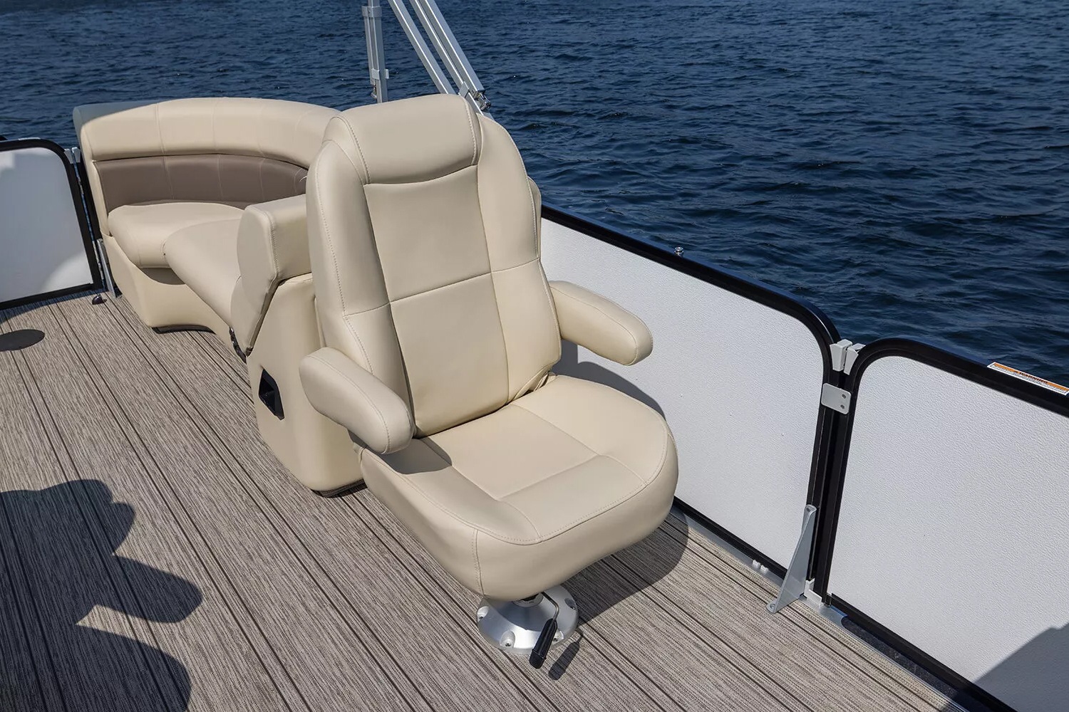 2023 Premier 210 Sunsation RL in Saint Cloud, Minnesota - Photo 30