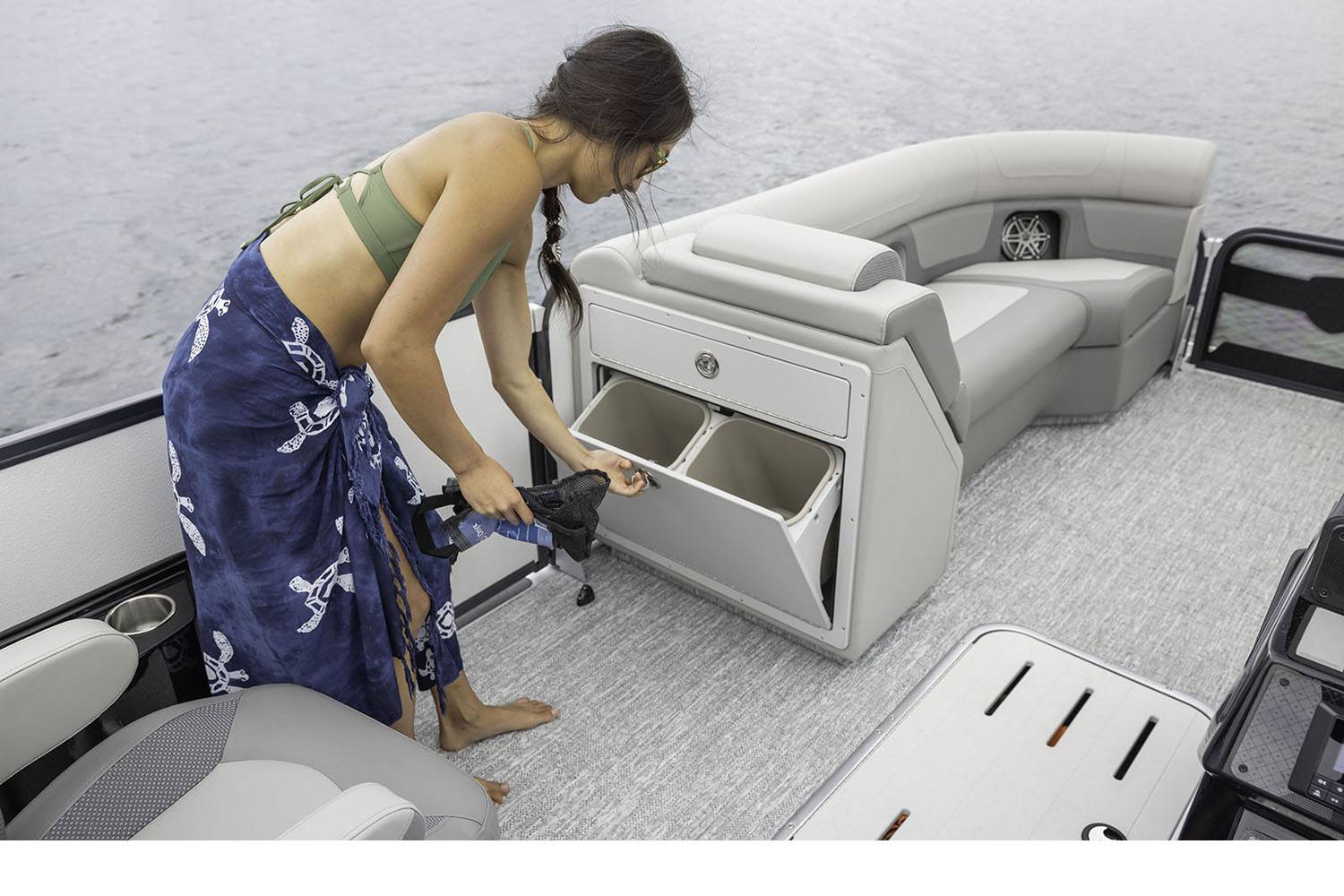 2024 Premier 230 Solaris RL in Paducah, Kentucky - Photo 13