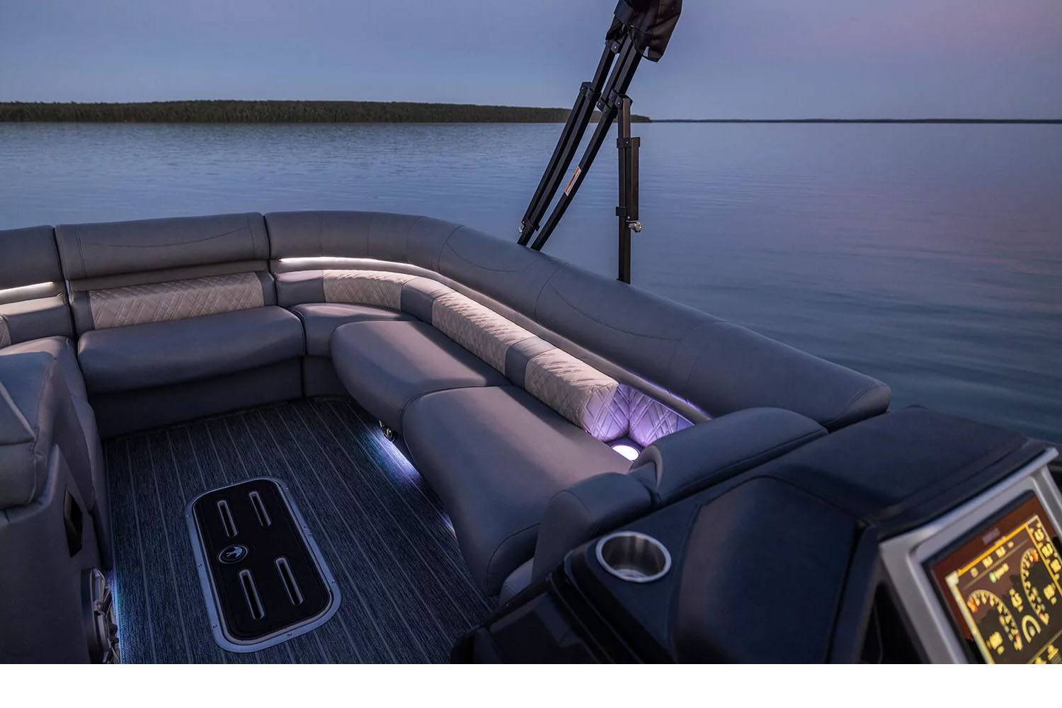 2024 Premier 250 Intrigue REV in Paducah, Kentucky - Photo 11