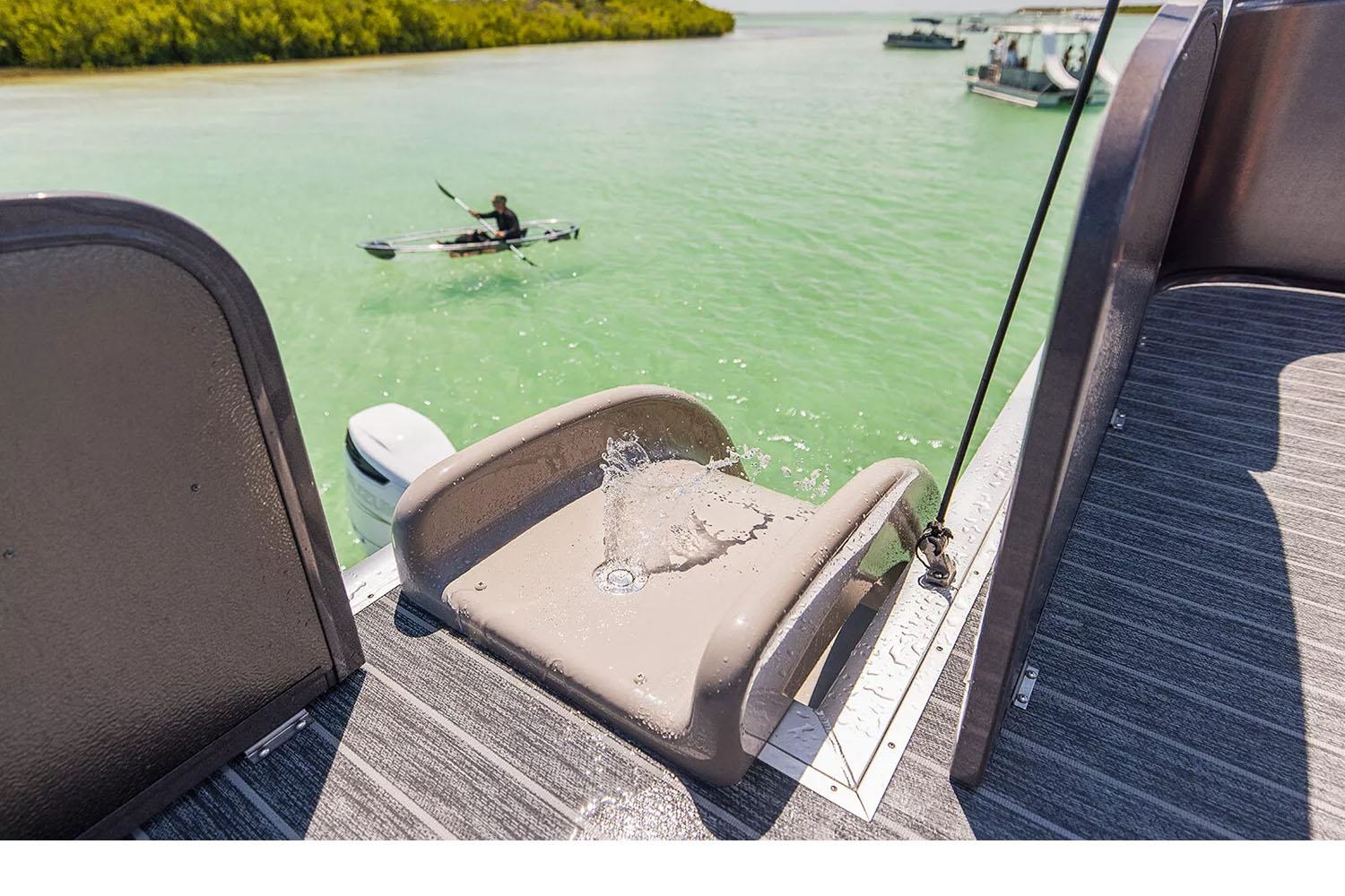 2024 Premier 330 Escalante in Paducah, Kentucky - Photo 13