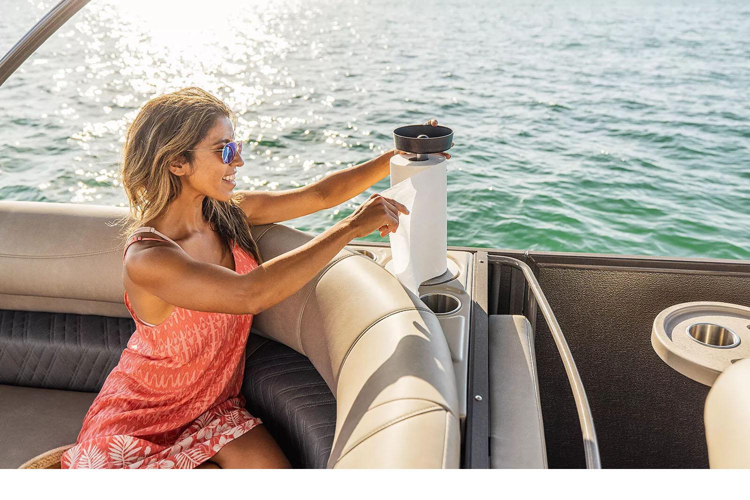 2024 Premier 330 Escalante in Paducah, Kentucky - Photo 15