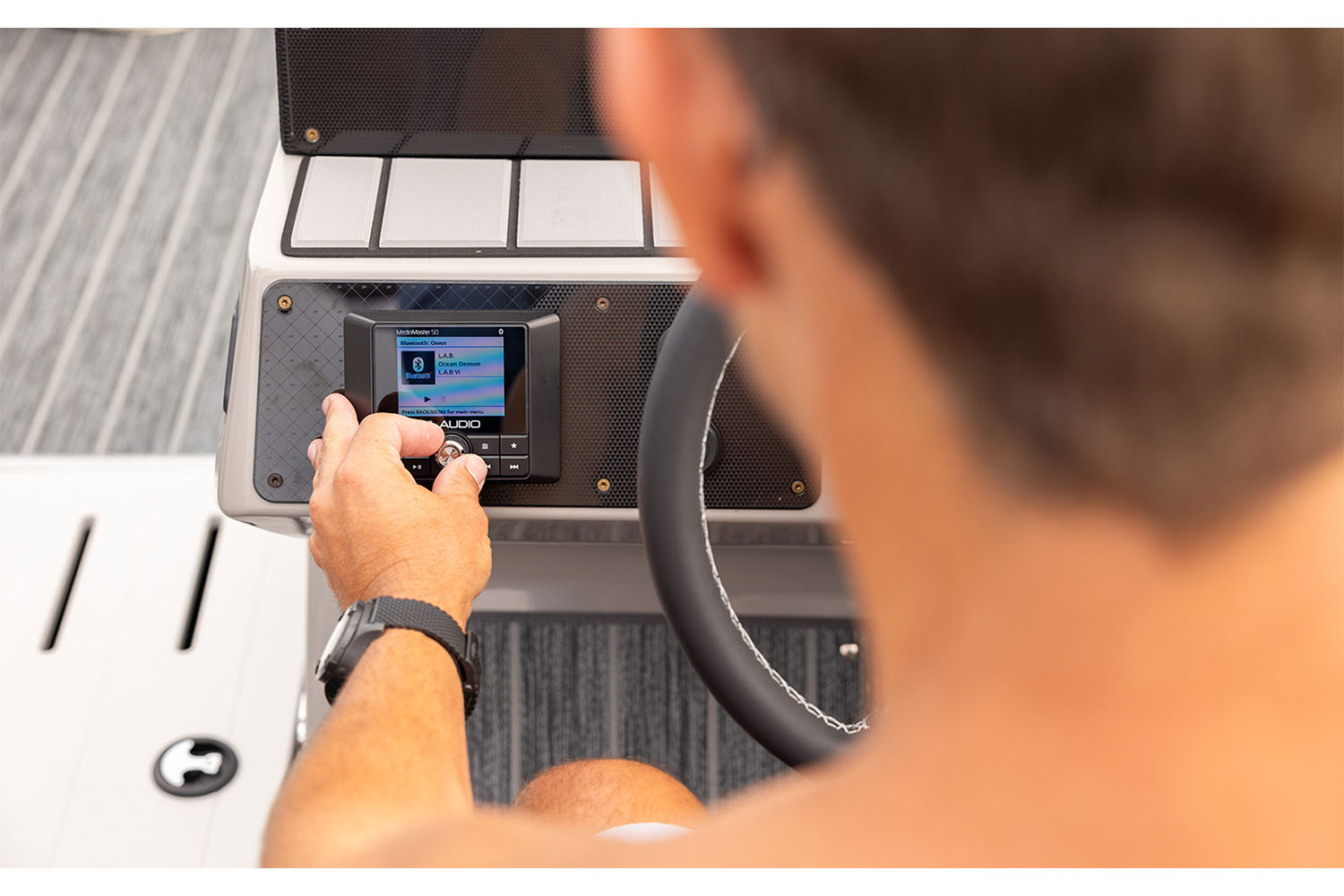 2025 Premier 230 Solaris RL in Saint Cloud, Minnesota - Photo 13