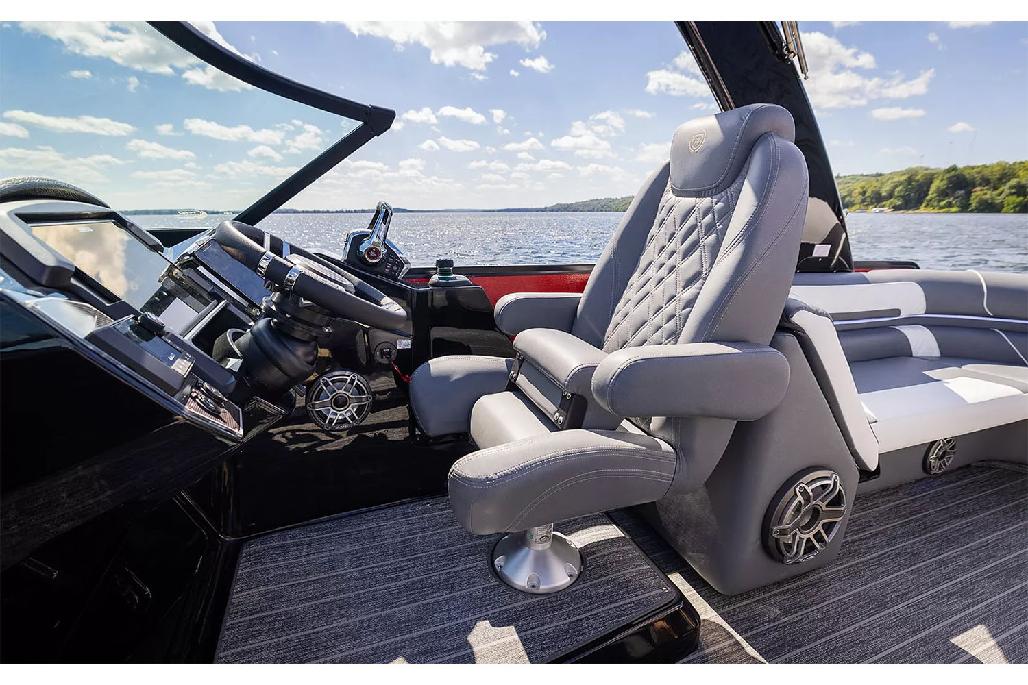 2025 Premier 270 Supersport RL in Saint Cloud, Minnesota - Photo 13