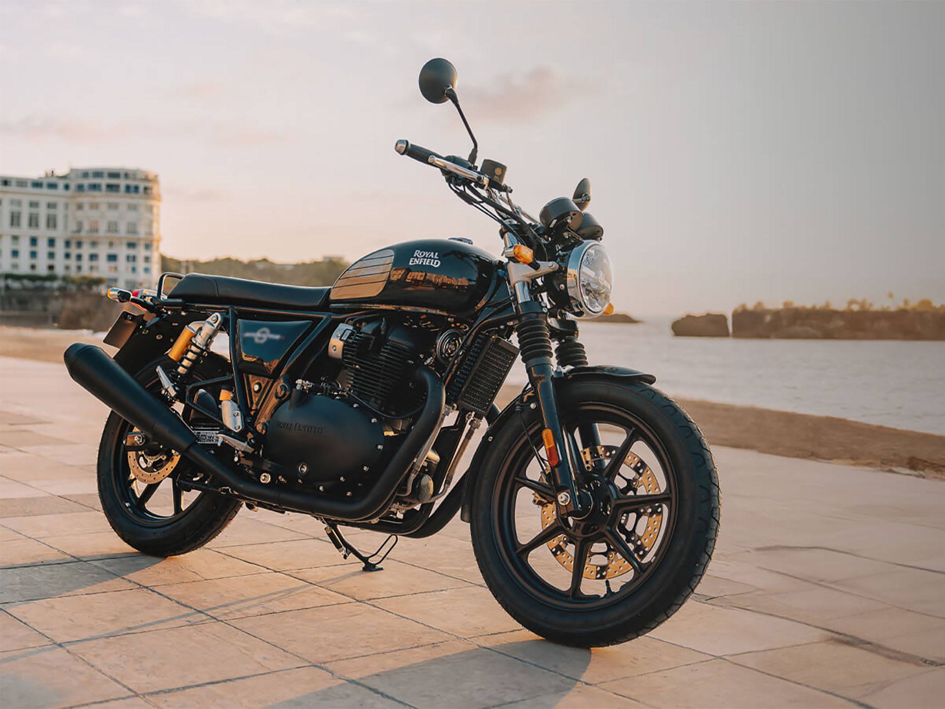 2024 Royal Enfield INT650 in Enfield, Connecticut - Photo 9