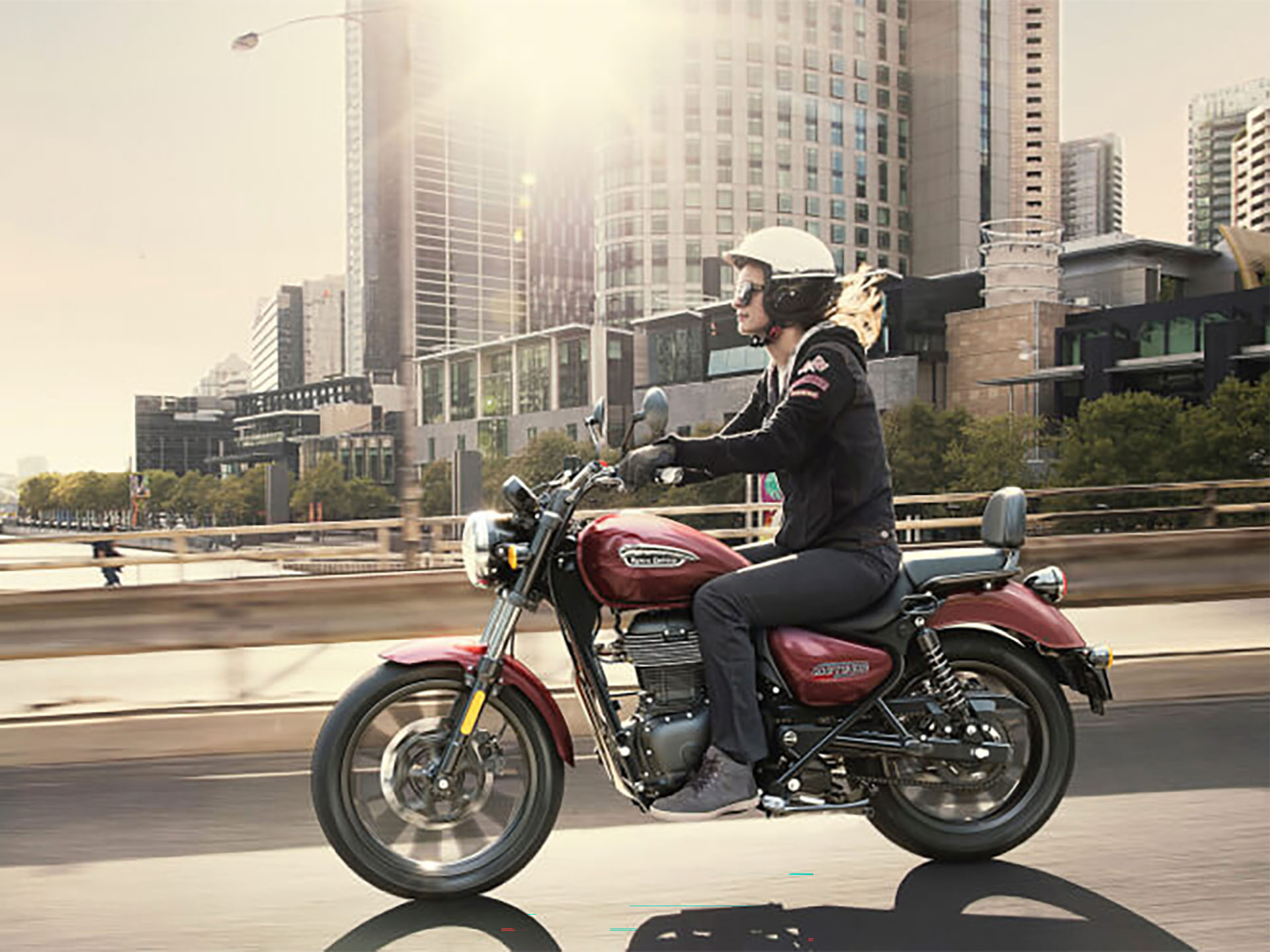 Royal enfield meteor 350 supernova price sale