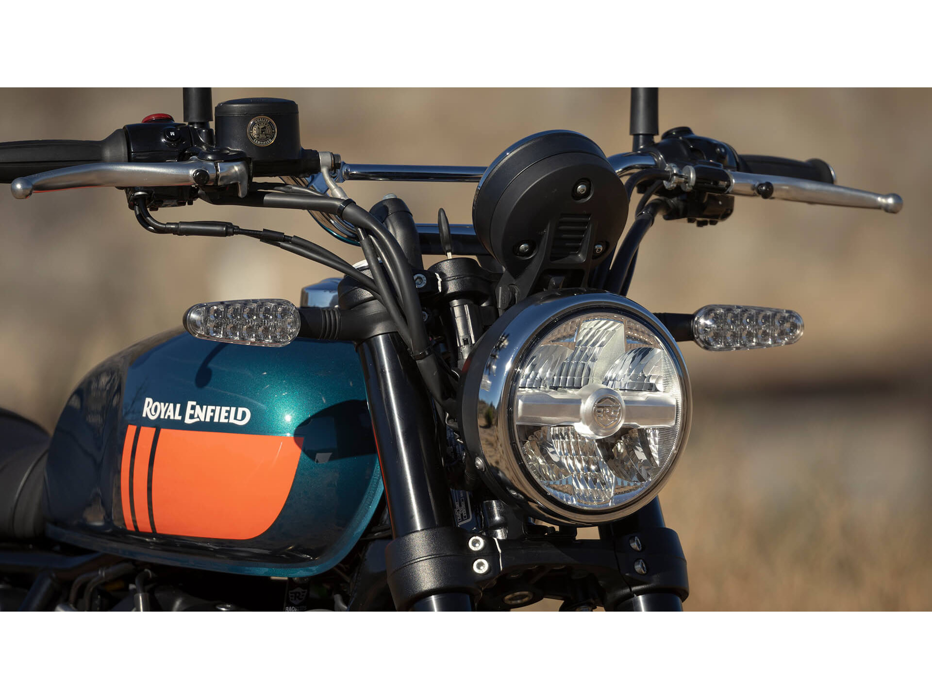 2025 Royal Enfield Bear 650 in Columbia, Missouri - Photo 2